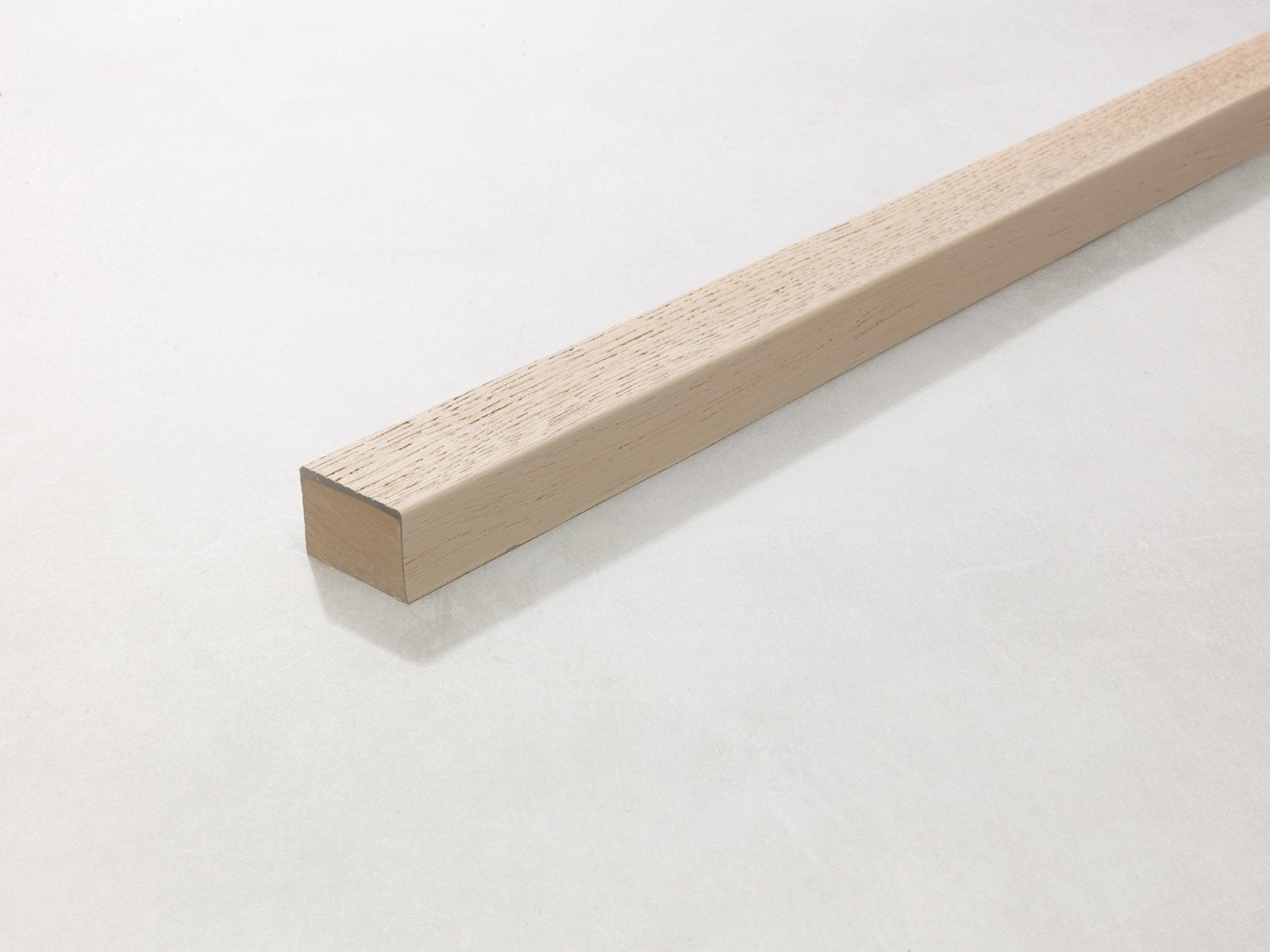 Millboard Envello facade rand flexibel Limed Oak 2400x50x32mm